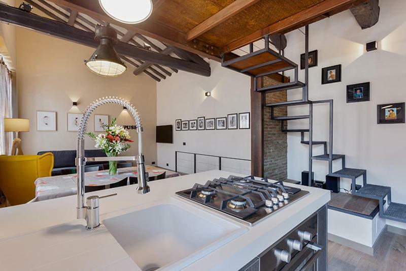 Апартаменты Loft Navona Рим Экстерьер фото